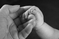 Baby_Mom_Hand